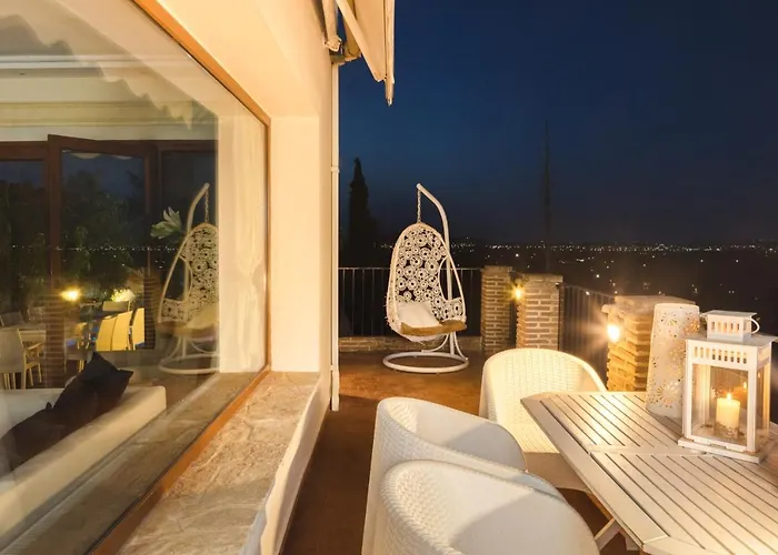 빌라 Ark Luxury & Private Mouzákion