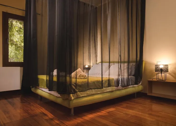 Ark Luxury & Private Mouzákion